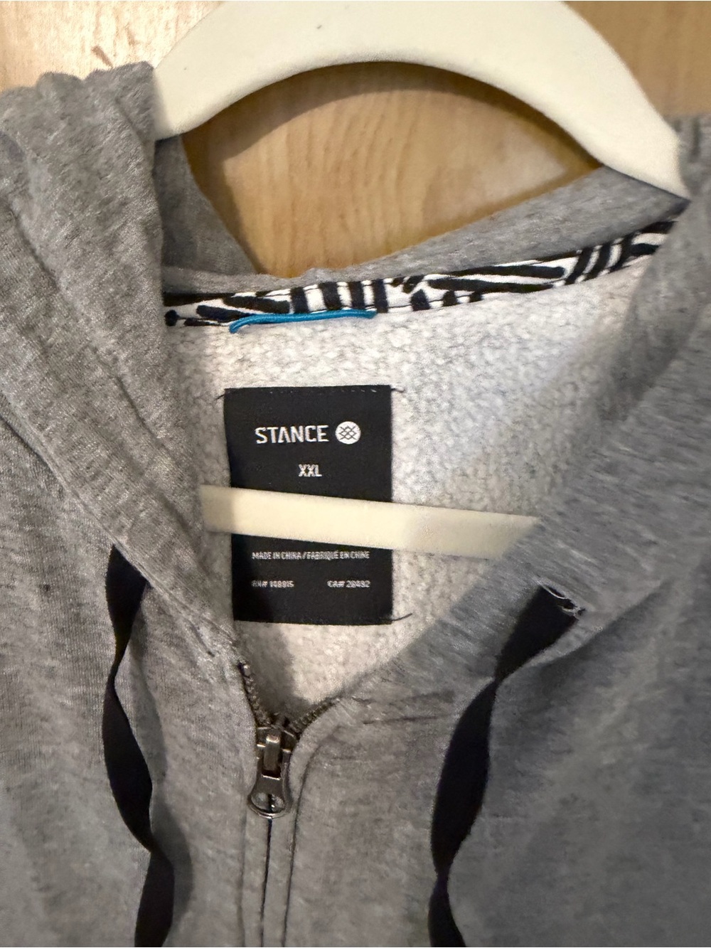 Stance Men's Light Gray Full-Zip Hooded Sweater with Black Drawstrings - Picture 2 of 3